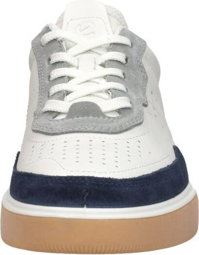 ECCO Street Court
