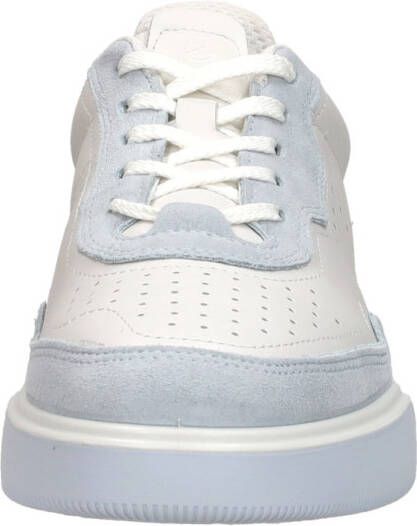 ECCO Street Court