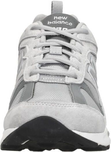 New Balance 878