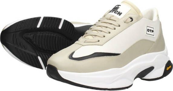 Off The Pitch Runner Cr-3.0