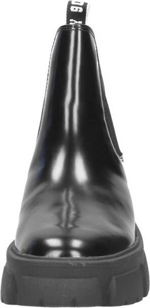 Steve Madden Tusk