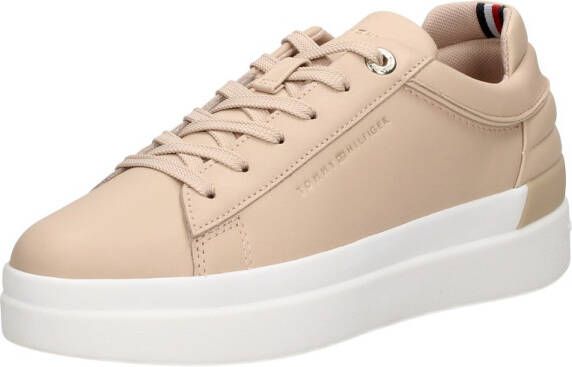 Tommy Hilfiger Feminine Elevated Sneaker