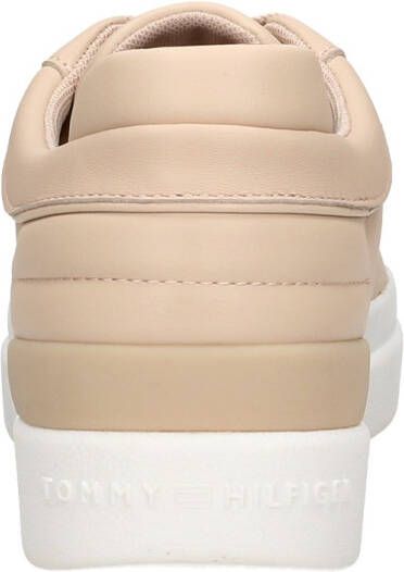 Tommy Hilfiger Feminine Elevated Sneaker