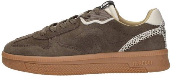 Maruti Yale lage sneakers
