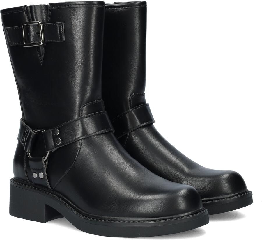 Claudia Ghizzani bikerboots
