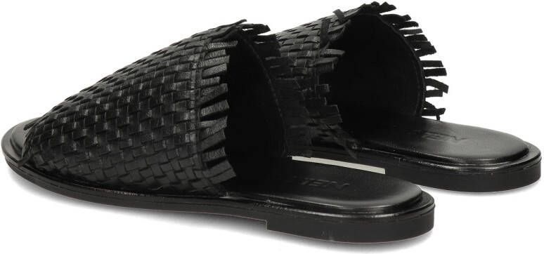 Nelson slippers
