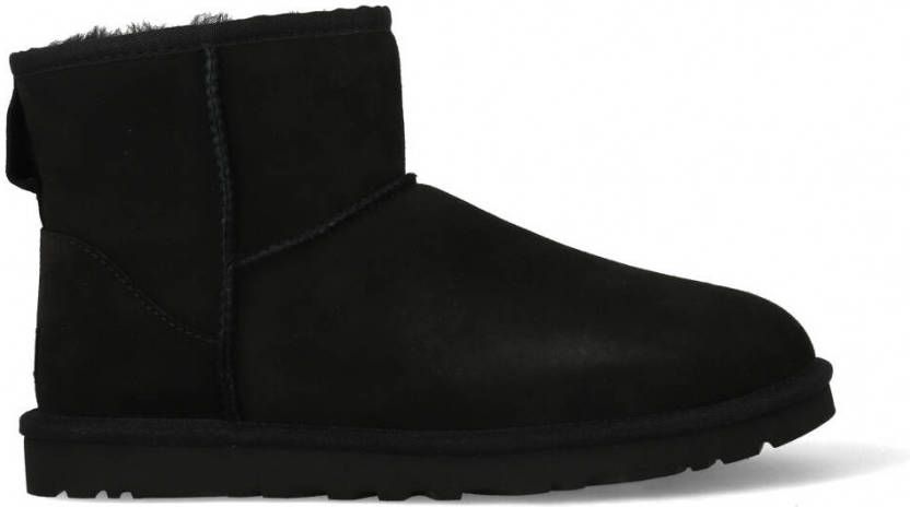 ugg zwart kort