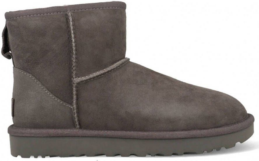 uggs classic mini 37