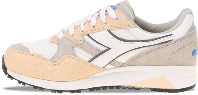 Diadora N902 Grijs Beige Dames