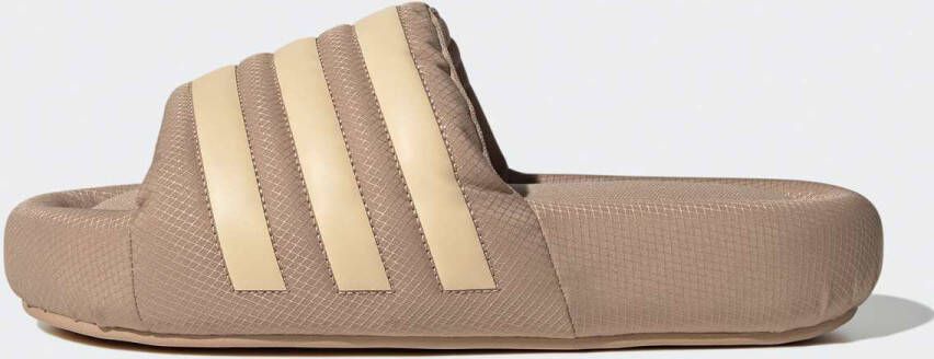 Adidas Originals Adilette 24 Badslippers adidas Adilette in bruin formaten: 44.5