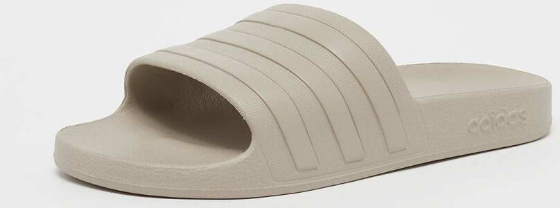 adidas Originals Adilette Aqua Badslippers adidas Adilette in beige formaten: 37