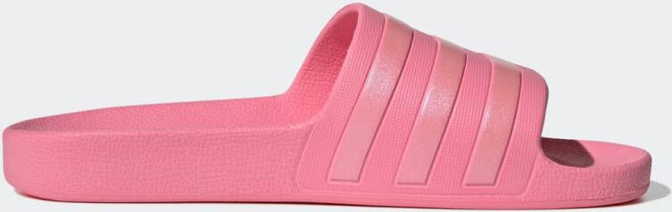 adidas Originals Adilette Aqua Badslippers adidas Adilette in lichtroze formaten: 39