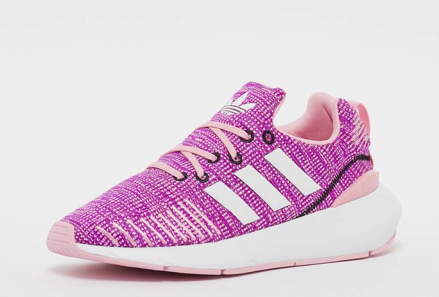 adidas Originals Swift Run 22 Sneaker