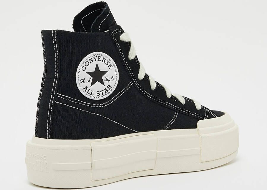 Converse Chuck Taylor All Star Cruise Chuck Taylor in zwart formaten: 36