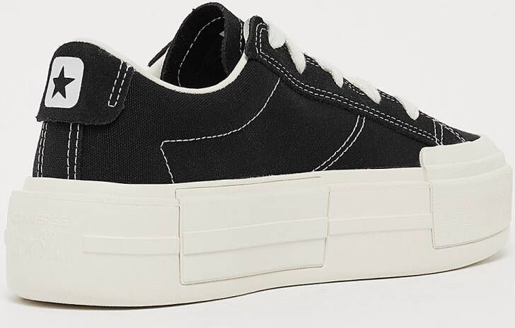 Converse Chuck Taylor All Star Cruise Chuck Taylor in zwart formaten: 37