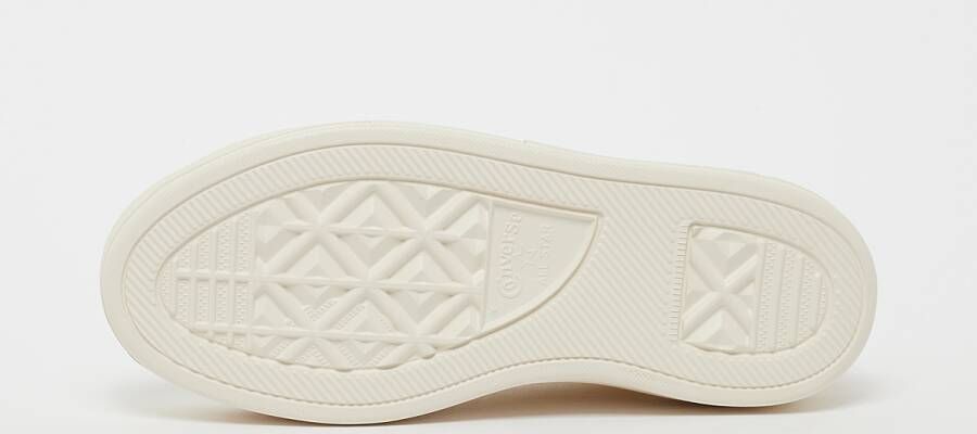 Converse Chuck Taylor All Star Cruise in Beige