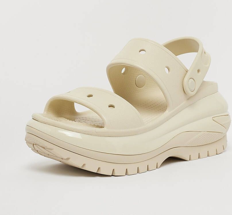 Crocs Classic Mega Crush in beige formaten: 39 40