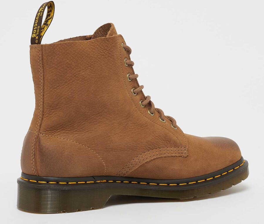 Dr. Martens 1460 Boots in bruin formaten: 41