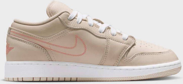 Jordan 1 Low SE (GS) unisex Basketball beige Schoenen
