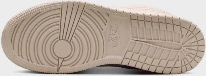 Jordan 1 Low SE (GS) unisex Basketball beige Schoenen