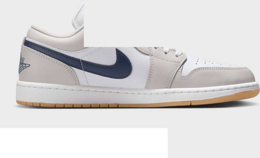 Jordan Air 1 Mid Low Air 1 in beige formaten: 42.5