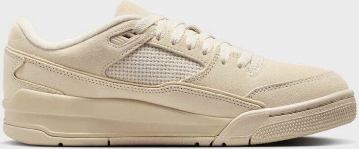 Jordan Flight Court Basketball in beige formaten: 38