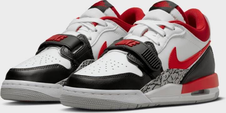 Jordan Legacy 312 Low (gs) Basketball Schoenen white fire red black wolf grey maat: 36 beschikbare maaten:36 38 40