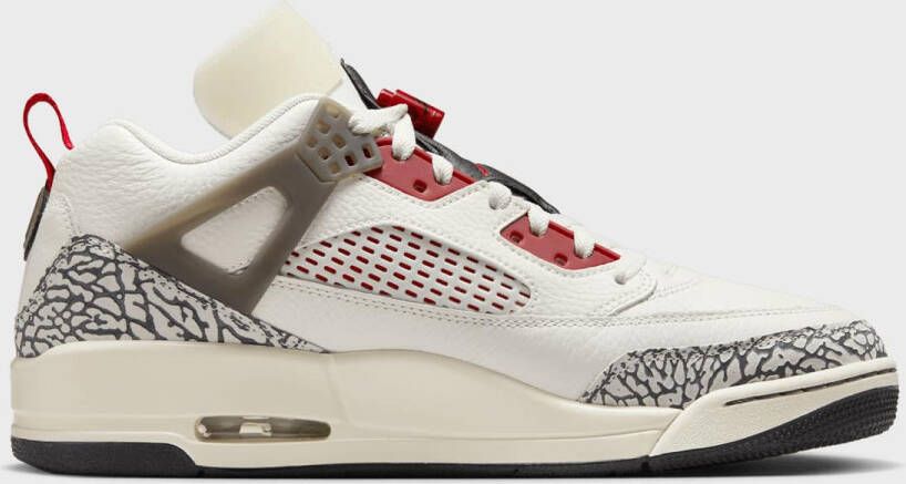 Jordan Spizike Low Basketball in beige formaten: 42.5