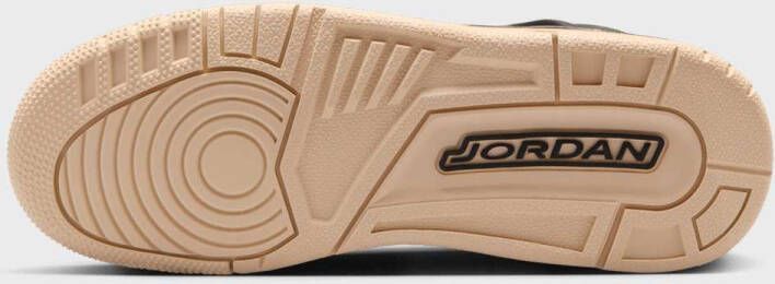 Jordan Spizike Low (GS) Basketball in bruin formaten: 36