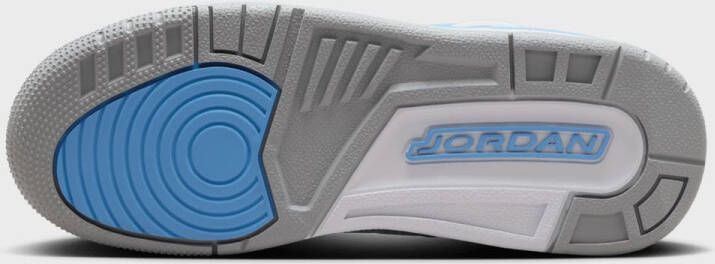 Jordan Spizike Low (GS) Basketball in wit formaten: 37.5
