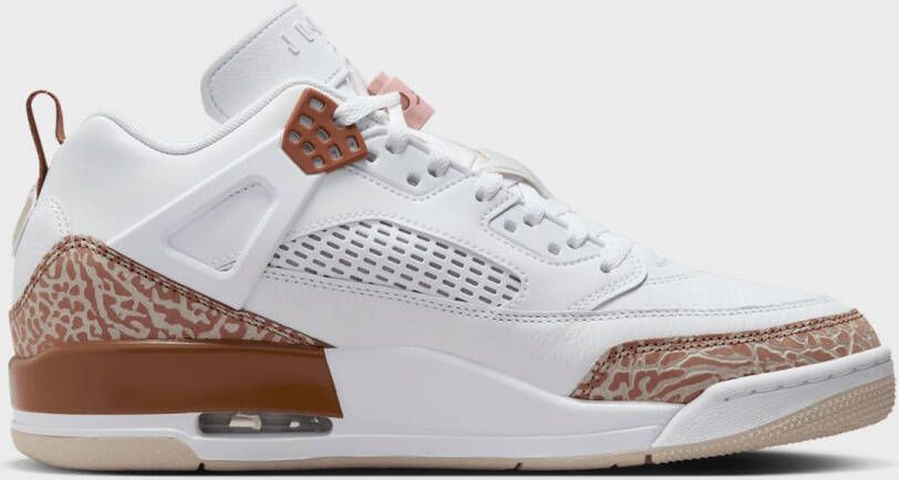 Jordan Spizike Low Basketball in wit formaten: 42.5