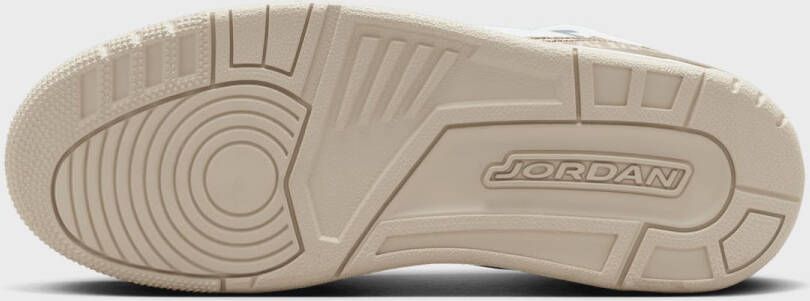 Jordan Spizike Low Basketball in wit formaten: 42.5