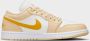 Jordan Wmns Air 1 Low Basketball Schoenen sail yellow ochre pale vanilla white maat: 36.5 beschikbare maaten:36.5 37.5 38.5 39 40.5 41 42 - Thumbnail 2