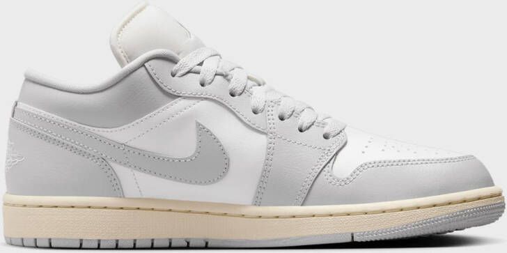 Jordan WMNS Air 1 Low Air 1 in grijs formaten: 38.5