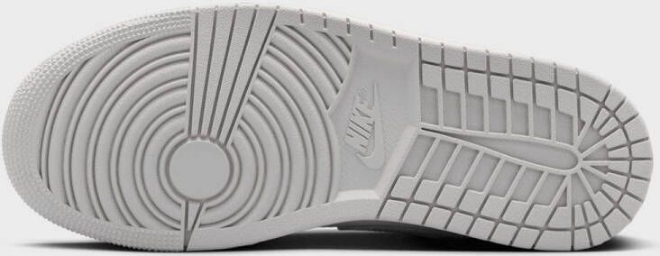 Jordan WMNS Air 1 Low Air 1 in grijs formaten: 38.5