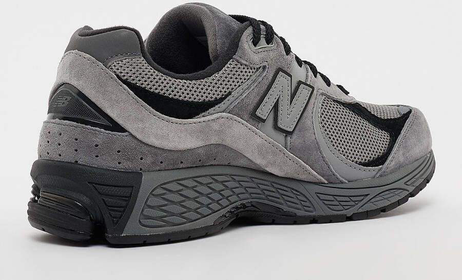 New Balance 2002 Running in grijs formaten: 42