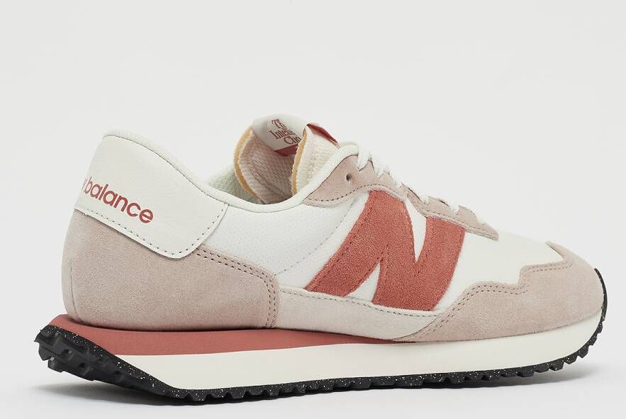 New Balance 237