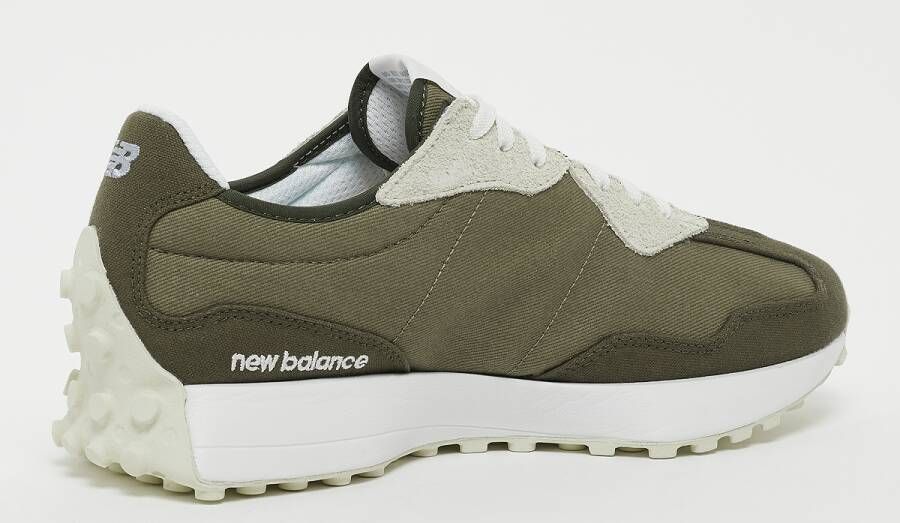 New Balance 327