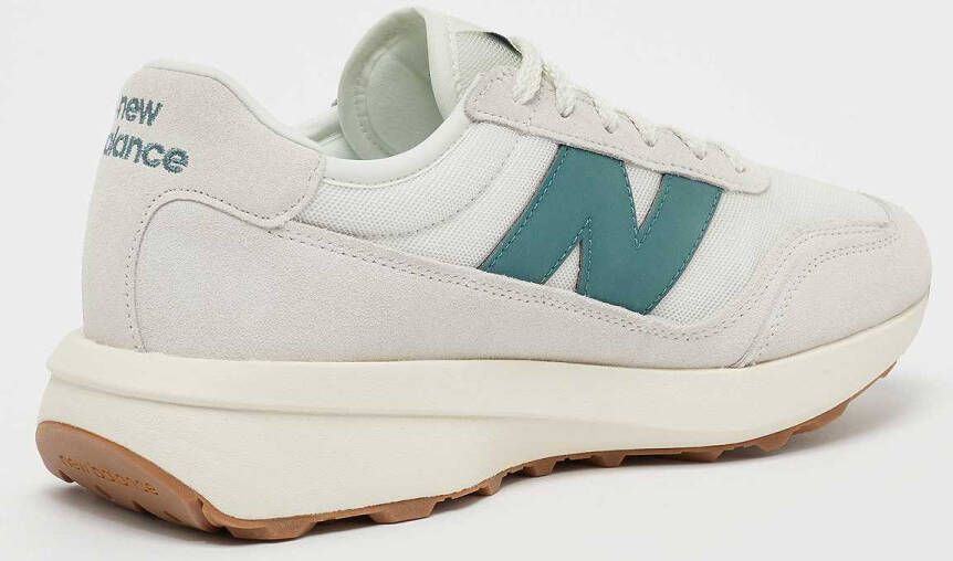 New Balance 370 Running in beige formaten: 41.5