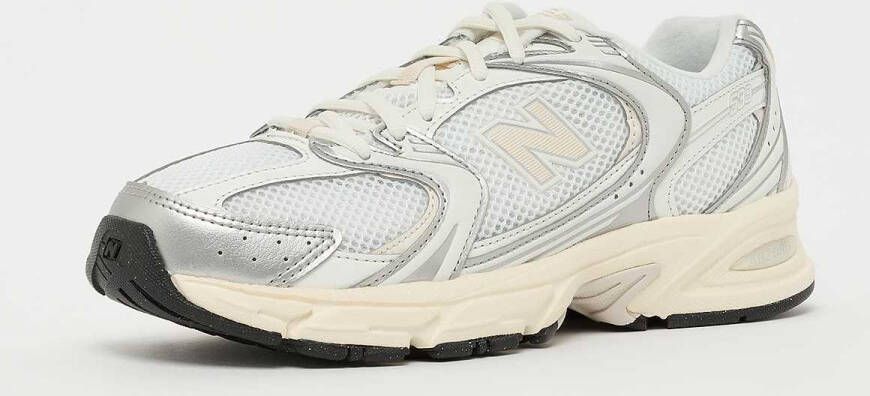 New Balance 530 Women wit Schoenen