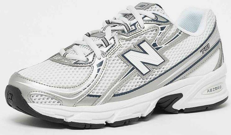 New Balance 740 (GS) Running in wit formaten: 36