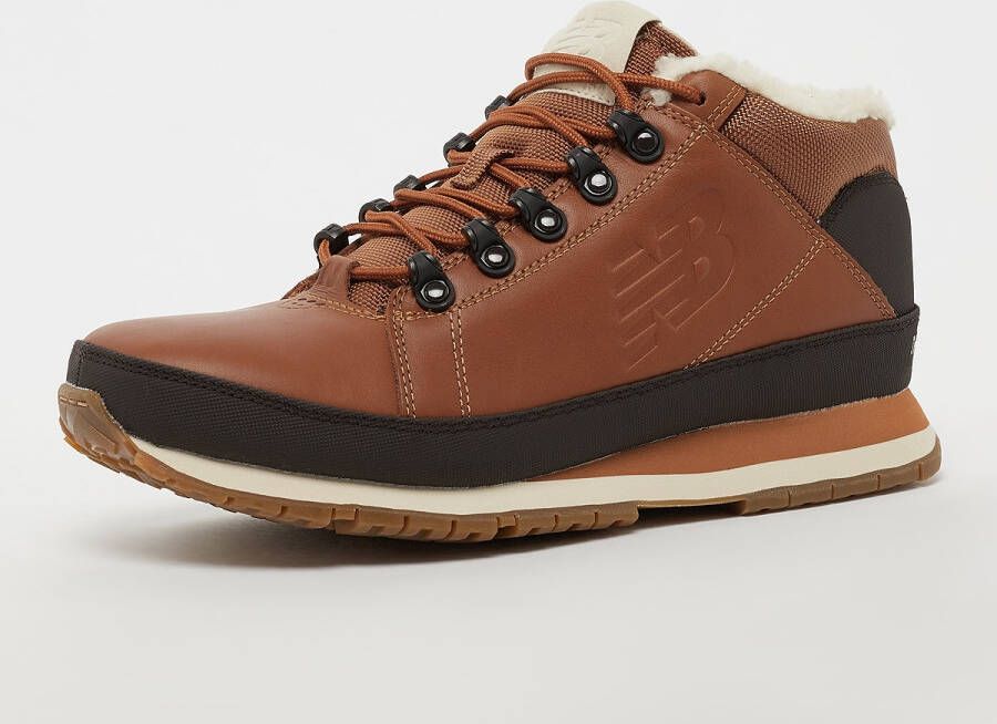 New Balance 754 Lifestyle in bruin formaten: 41.5