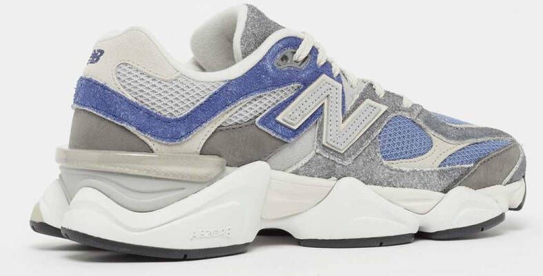 New Balance 9060 Lifestyle in grijs formaten: 37.5