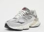 New Balance 9060 Lifestyle in grijs formaten: 37.5 - Thumbnail 2