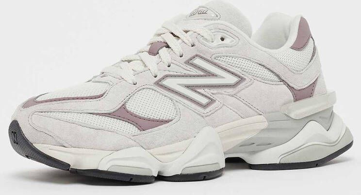 New Balance 9060 Lifestyle in grijs formaten: 37