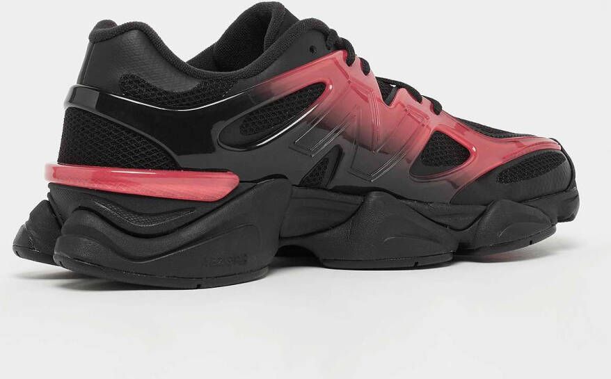 New Balance 9060 Lifestyle in zwart formaten: 42.5