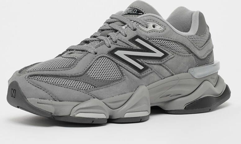 New Balance 9060 Lifestyle in grijs formaten: 37
