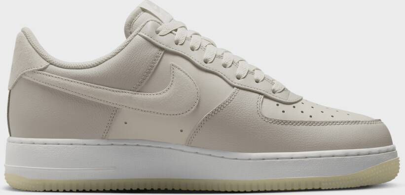 Nike Air Force 1 '07 Lv8 1 Schoenen light bone summit white-lt iron ore maat: 41 beschikbare maaten:41 42 43 44.5 45 46 40.5