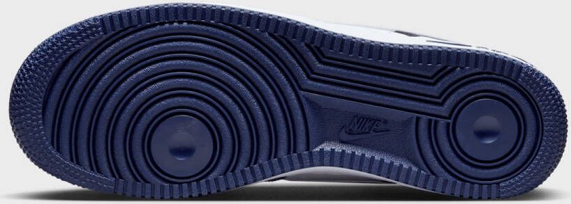 Nike Air Force 1 '07 LV8 Air Force 1 in wit formaten: 44