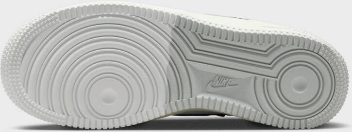 Nike Air Force 1 (gs) Basketball Schoenen light silver medal white maat: 36 beschikbare maaten:36 38.5 36.5